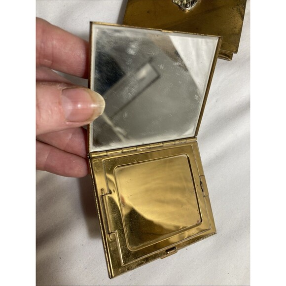 Lot 2 Vintage Volupte Compact For Pressed Powder W/ Mirror Brass 1950s Roses - Picture 8 of 12